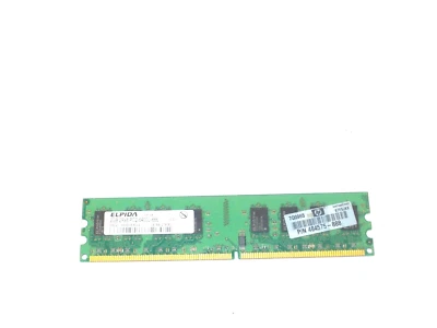 Memoria de escritorio Elpida 1 GB 1RX8 PC2-6400U-666 EBE21UE8AFFA-8G-E Foto 1 de 3