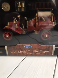 Signature Series 1914 Ford Model T Fire Engine 1:18 Diecast Truck 24K Coin NEW - Picture 1 of 13