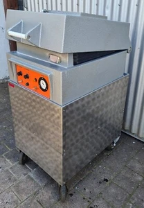 Vakuummaschine Vakuumierer Tischvakuummaschine Röschermatic INTERVAC 63 m³ Busch - Picture 1 of 18