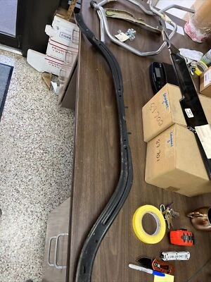 Barra de amarre superior soporte radiador Jeep Grand Cherokee 2005-2010 OEM nuevo de lote original Foto 1 de 4