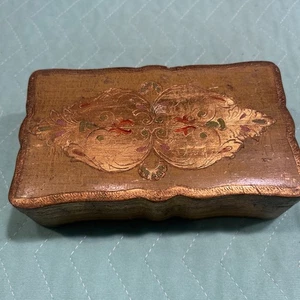 Vintage Italian Florentine Wooden Jewelry Trinket Box Gold Yellows - Picture 1 of 22