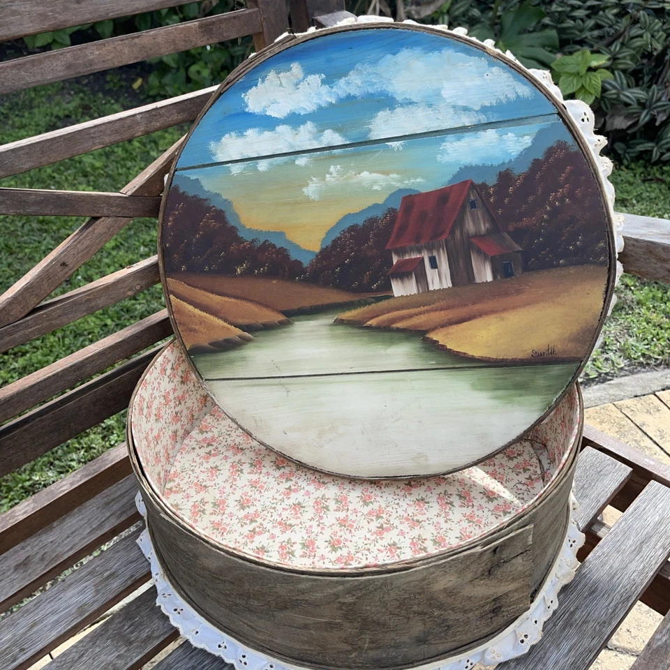 Винтажная шейкерная деревянная коробка из кедра с ручной росписью подписанная сцена с крышкой - Изображение 1 из 4