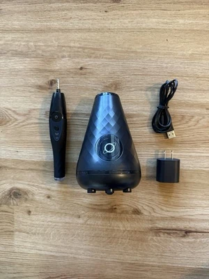 Cepillo de dientes sónico desinfectante UV Tao Clean y estación de limpieza, negro doble velocidad Foto 1 de 4