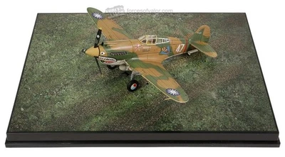P-40 P-40B Warhawk  AVG Flying Tigers 1/72 Scale Diecast Model - Forces of Valor - Image 1 of 4