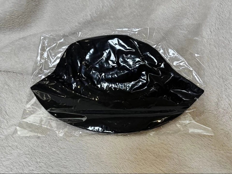 Reol UNBOX Bucket Hat - Image 1 of 2