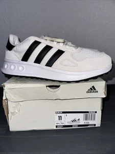 Man's Athleisure adidas Run 84 Jogger Sneaker IH8612 Size 11 NIB - Picture 1 of 6