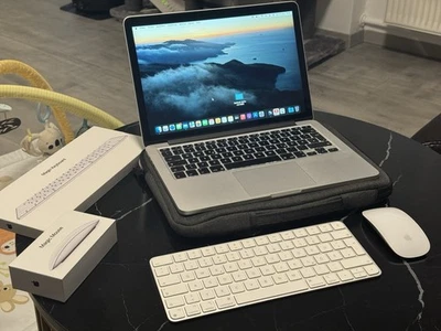 Apple MacBook Pro 13” Retina (Anfang 2015) – Magic Mouse + Magic Keyboard - Bild 1 von 4
