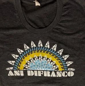 ANI DIFRANCO Tribal Sun Burst Tee Shirt Gray 50/50 brand Women M - Picture 1 of 4