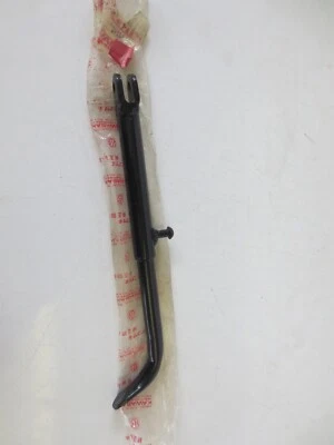 NUEVO Soporte de patada genuino OEM Kawasaki 34024-037 Foto 1 de 3