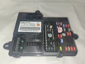 2008-2009 Chevrolet HHR Cobalt G5 Sky Body Control Module BCM 25906892 - Picture 1 of 2