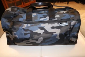 Michael Kors Jet Set Painterly Duffle Bag - Picture 1 of 8