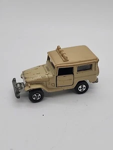 Tomica Toyota Land Cruiser No. 2 Tan 1/60 Vintage Japan Diecast - Picture 1 of 4