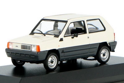 FIAT Panda - 1980 - cream - Maxichamps 1:43 - Immagine 1 di 4