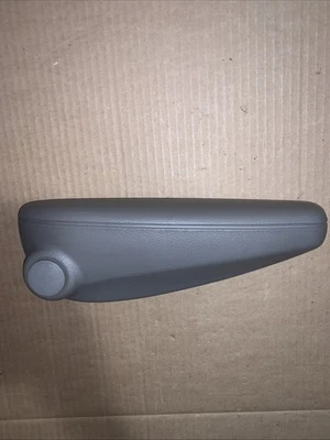 Saturn Vue LF 2002-2007 (conductor delantero) lado OEM reposabrazos asiento canastilla (gris) Foto 1 de 4