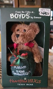 Heartfilled Hugs Teddy Bear Christmas Ornament Boyds by Enseco 2009 Mom - Picture 1 of 1