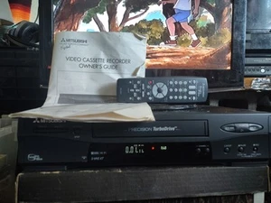 Mitsubishi HS-U778 S-VHS VCR. Mando a distancia limpio, excelente estado de funcionamiento manual - Imagen 1 de 24