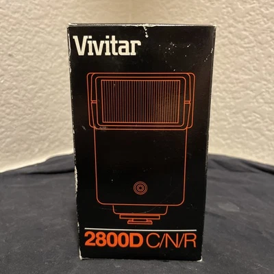 Vivitar 2800D C/N/R Auto Thyristor Shoe Mount Electronic Flash Canon/Nikon/Ricoh - Image 1 of 4