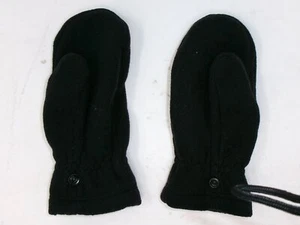 The North Face Kids Glacier Mitt, TNF Black, Medium - Used - Picture 1 of 3
