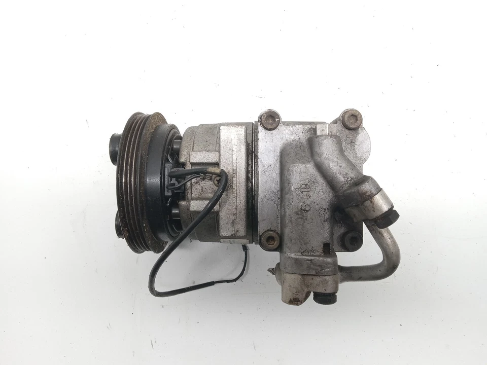 2000 KIA SEPHIA A/C AIR COMPRESSOR, OEM 682-58838 - Image 1 of 4