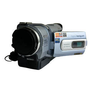 Sony Handycam Digital Video 8 Camcorder DCR-TRV240 FOR PARTS/REPAIRS
