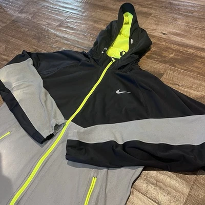 Nike Running Shield Flash Reflective Jacket Men’s L  553680-010 Dri-fit Hood - Image 1 of 4
