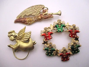 3x lot Angel Christmas Holiday brooch pin wreath enamel white red green CH15 - Picture 1 of 11