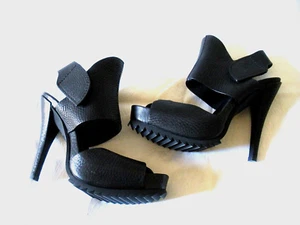 NIB $485 PEDRO GARCIA Black Leather Gladiator Peep Toe Sandals Platform SHOES 7M - Picture 1 of 8