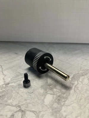 Doble 1209 - Eje de contrapeso de brazo de tono y tornillo de fijación Foto 1 de 2