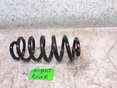 Muelle helicoidal trasero lado conductor o pasajero LEXUS RX350H 2024 FABRICANTE DE EQUIPOS ORIGINALES  Foto 1 de 4