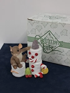 Charming Tails Statuina Resina Topo Marshmello Pupazzo di Neve Alto 3" Scatola Originale - Foto 1 di 6