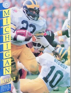 1987 MICHIGAN WOLVERINES VS IOWA OCTOBER 17TH FOOTBALL PROGRAM - Picture 1 of 2