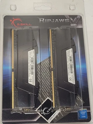 G.SKILL Ripjaws V Series 32GB (2 x 16GB) 288-Pin DDR4 SDRAM 3200 Desktop Memory - Image 1 of 4