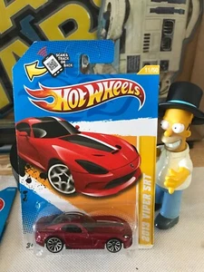 2012 NEW MODELS Hot Wheels 2013 VIPER SRT 11/247 B56 - Picture 1 of 9