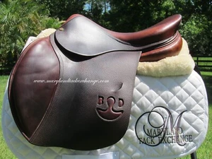 17" BRUNO DELGRANGE close contact jumping saddle 4A-2015 MODEL! - Picture 1 of 12