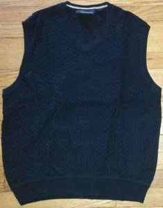 Greg Norman Sleeveless Golf Sweater Vest M Solid Black Sweater c1634 - Picture 1 of 4