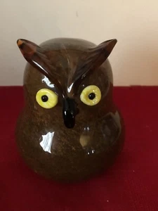 4.5x3 BROWN GLASS OWL W YELLOW EYES SCULPTURE FIGURE 2 LBS. PAPERWEIGHT PIER1 - Picture 1 of 10