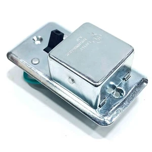 LSSU Littlefuse Inc. Unidad de cubierta de caja, 15A, 125V - Imagen 1 de 6