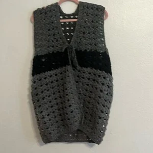 VTG Hand Crocheted Women’s Vest Charcoal Gray With Black Stripe and M/L Boho - Picture 1 of 7