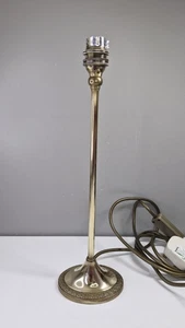 Vintage Valsan Messing Tischlampe verziert 35 cm - Bild 1 von 10