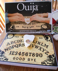 Ouija Board Mystifying Oracle Game by Hasbro 2017 Ed Complete - Picture 1 of 3