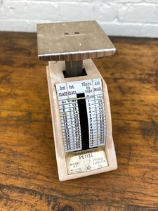 1968 Pelouze Postal Scale, Model P-1 ~ Working Condition, Plastic, USPS Mail - Picture 1 of 7