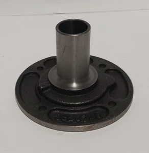 GM Saginaw 3920740 4 speed input shaft retainer for GMC or Chevy truck WT301-6A - Picture 1 of 6