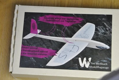 FITIS RC Flächenverwinder Tim Weißbach Segler / Motorsegelflugzeug Modellbau NEU - Bild 1 von 3