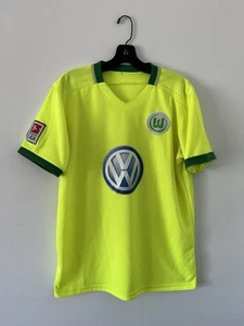 Size M - 2016-17 VfL Wolfsburg Home Jersey Unbranded - Picture 1 of 15