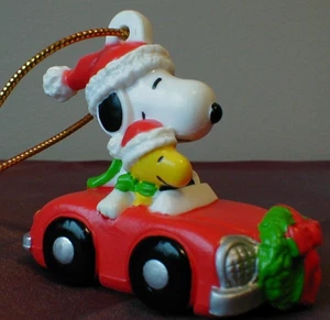 Snoopy Peanuts Christmas PVC Ornament Car Whitman's Decoration - Picture 1 of 1