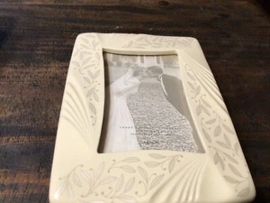 Lenox Hochzeit Versprechen Fotobox mit 4" x 6" Rahmen - Neu ohne Karton  - Bild 1 von 7