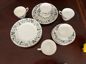 5 Majestic Choice Bone China Luncheon Dogwood Sets 3 pc Cup Saucer Plate England - Picture 1 of 9