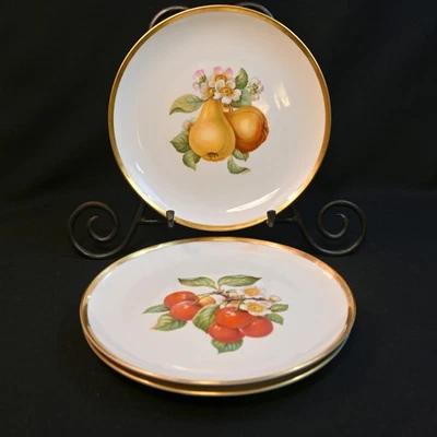 Bavaria Hutschenreuther 3 Salad Plates Fruits & Flowers Gold Pasco 1939-1964 - Image 1 of 4