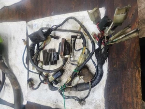 2005 Kawasaki KLR 250 HARNESS WITH COIL AND RECTIFIER VOLTAGE REGULATOR LOOM - Bild 1 von 2