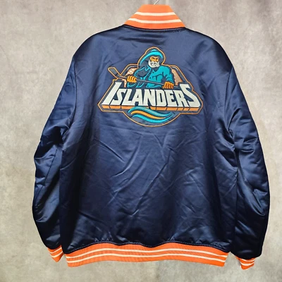 NUEVO CON ETIQUETAS Chaqueta Bomber Mitchell & Ness New York Islanders Pescador Logo Grande Satinado L Foto 1 de 4